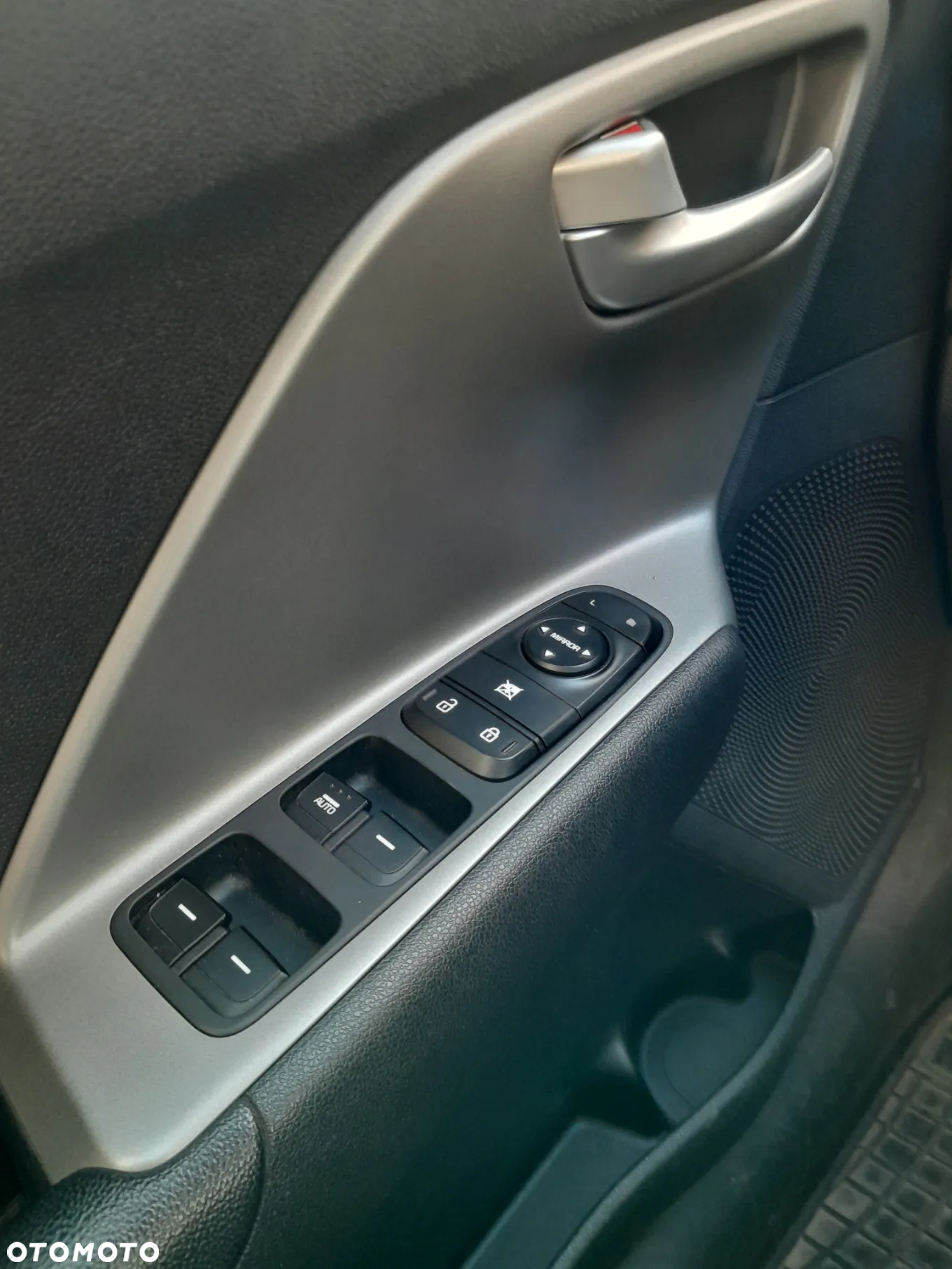 Kia Niro 1.6 GDI Hybrid M - 19