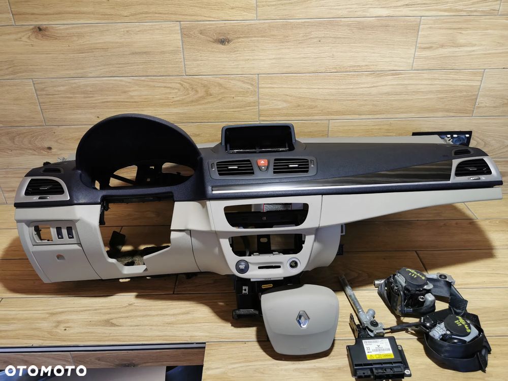 Renault Megane III Deska Rozdzielcza Kokpit Airbag - 10