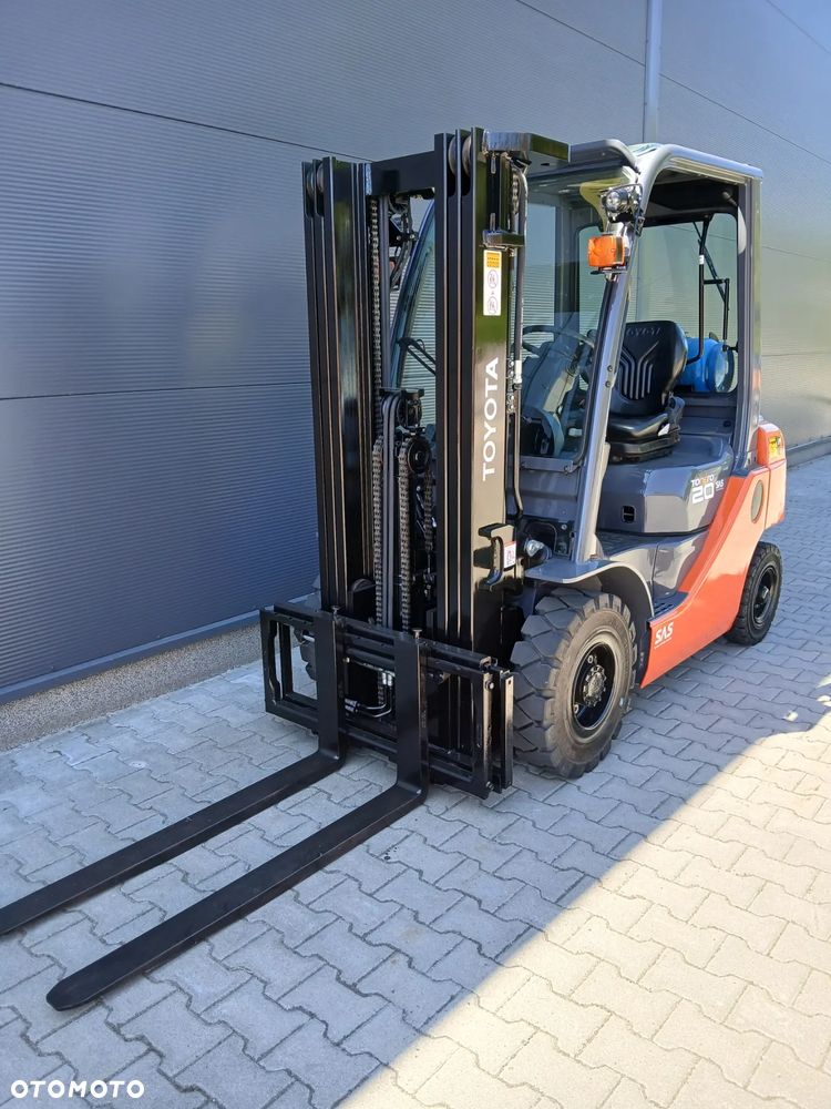 Toyota 02-8FGF20 - 4
