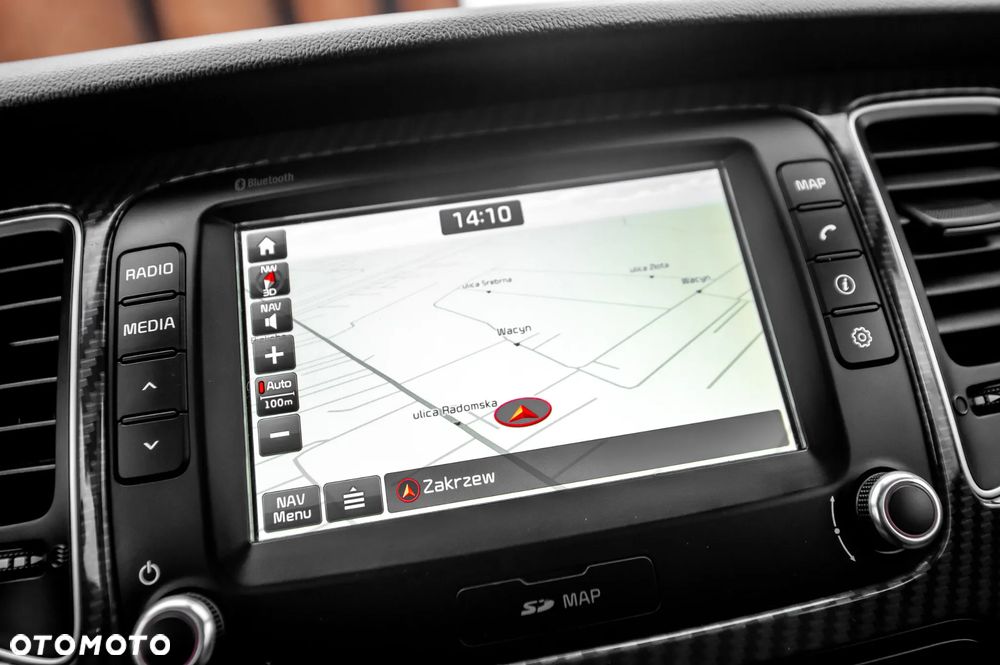 Kia Carens 1.7 CRDi Business Line 7os 7DCT - 34