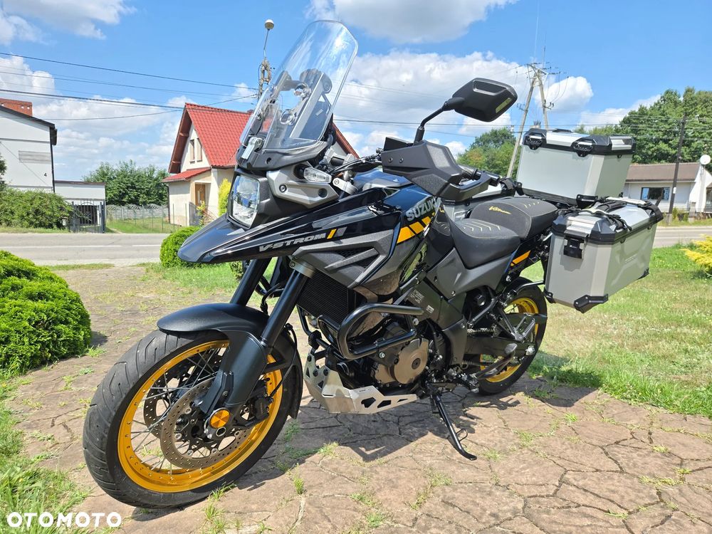 Suzuki V-STROM - 4