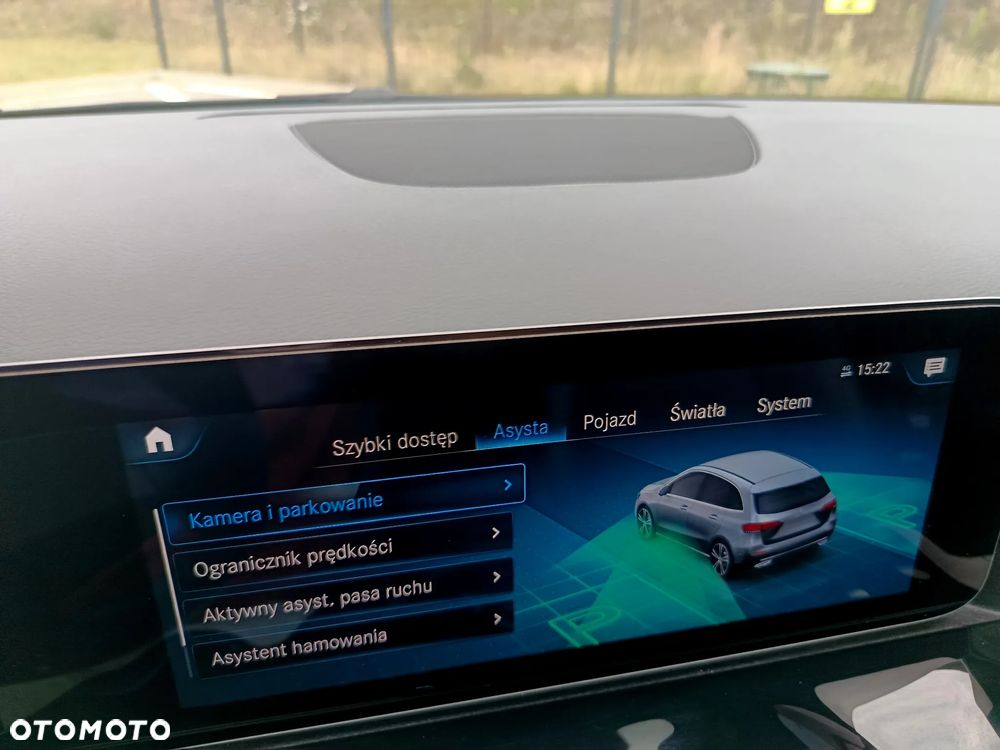 Mercedes-Benz Klasa B 160 Edition 2021 - 26