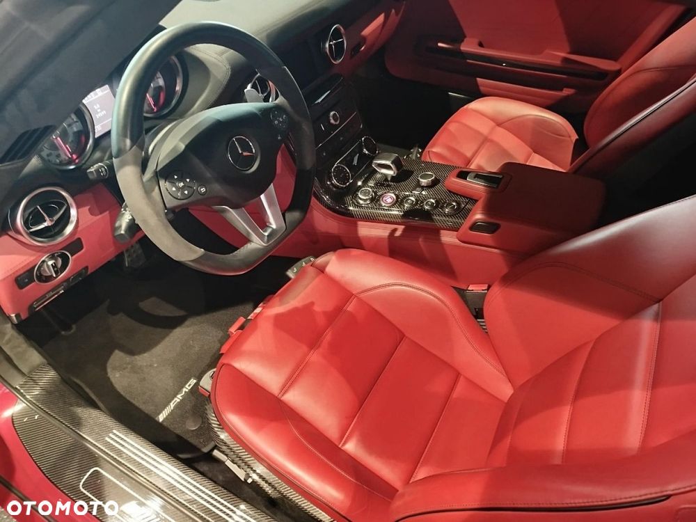 Mercedes-Benz SLS - 5