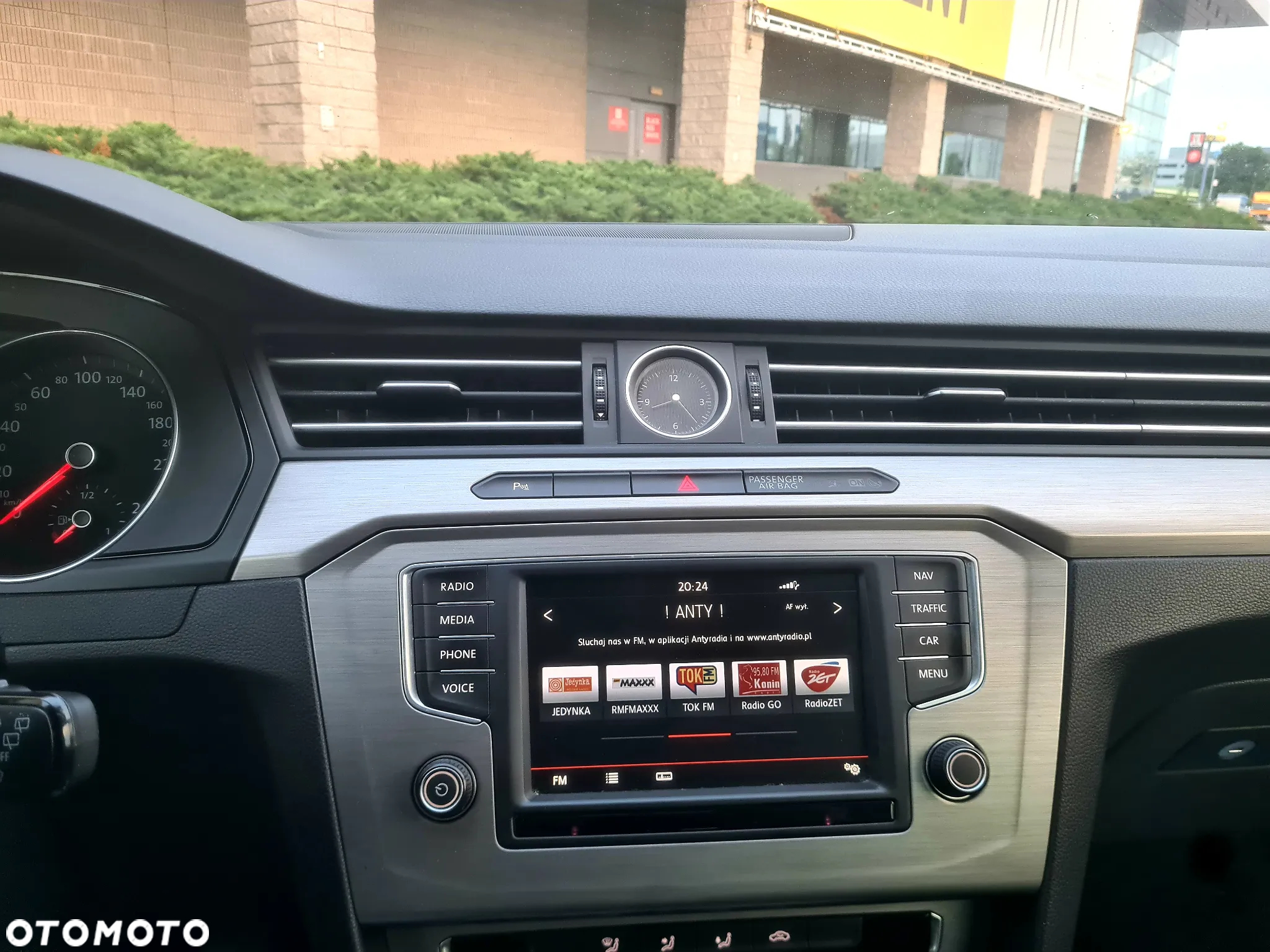 Volkswagen Passat 1.6 TDI BMT Trendline - 15