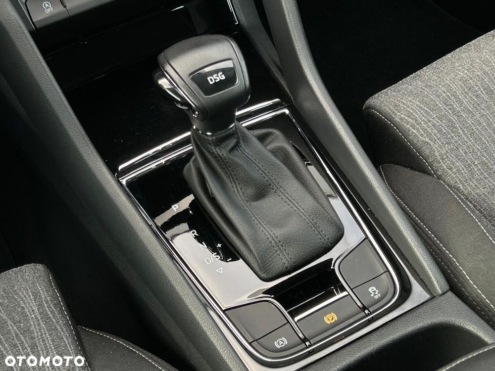 Skoda Karoq 1.5 TSI ACT GPF 4x2 Style DSG - 25