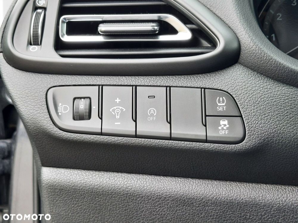 Hyundai i30 1.0 T-GDI Smart - 36