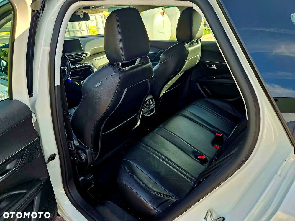 Peugeot 3008 - 15