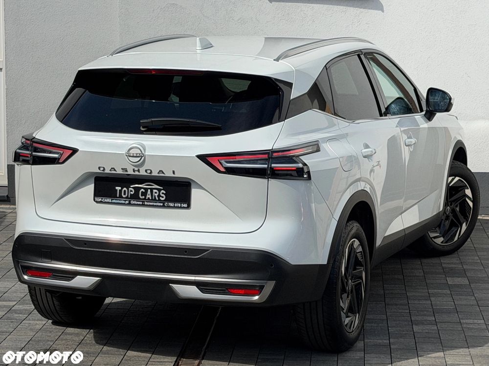 Nissan Qashqai 1.3 DIG-T mHEV N-Connecta Xtronic - 31
