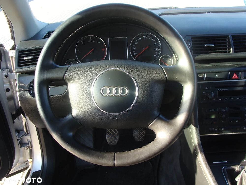 Audi A4 Avant - 40