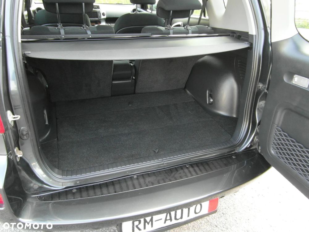 Toyota RAV4 2.0 VVT-i Sol - 7
