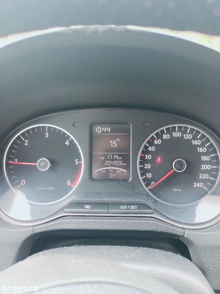 Volkswagen Polo - 21