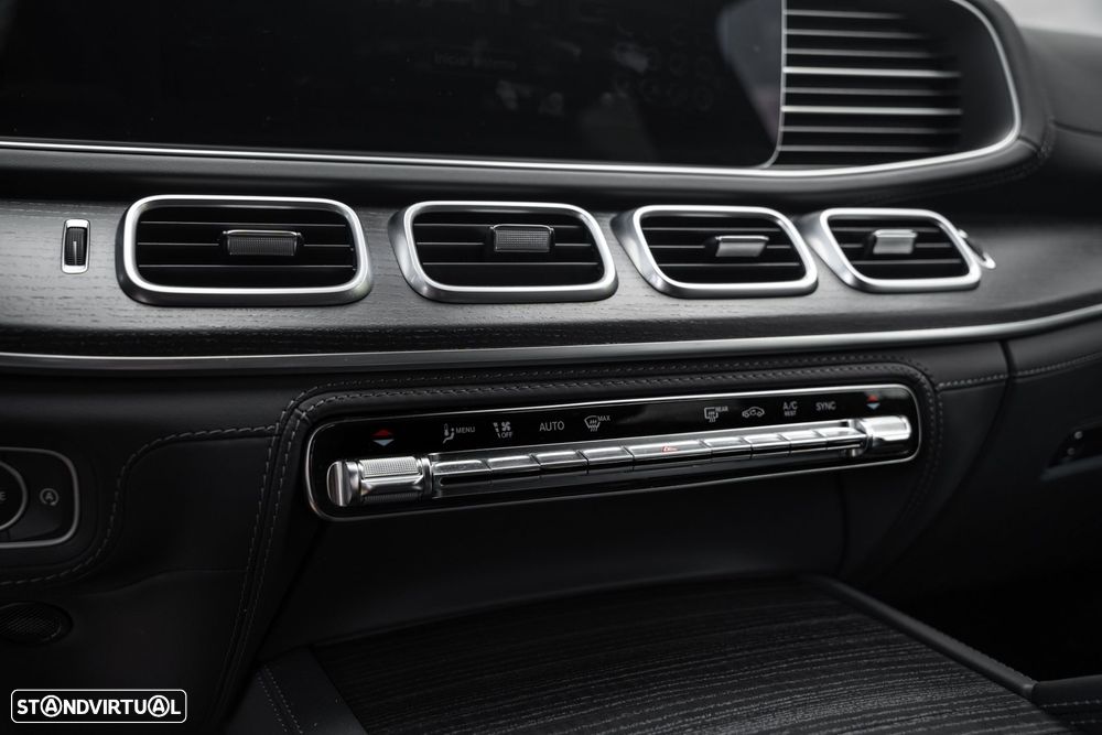 Mercedes-Benz GLS 63 AMG - 16