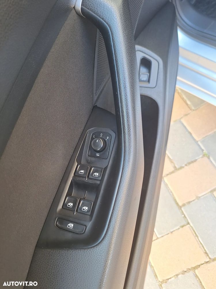 Volkswagen Passat 2.0 TDI DSG (BlueMotion Technology) Comfortline - 9