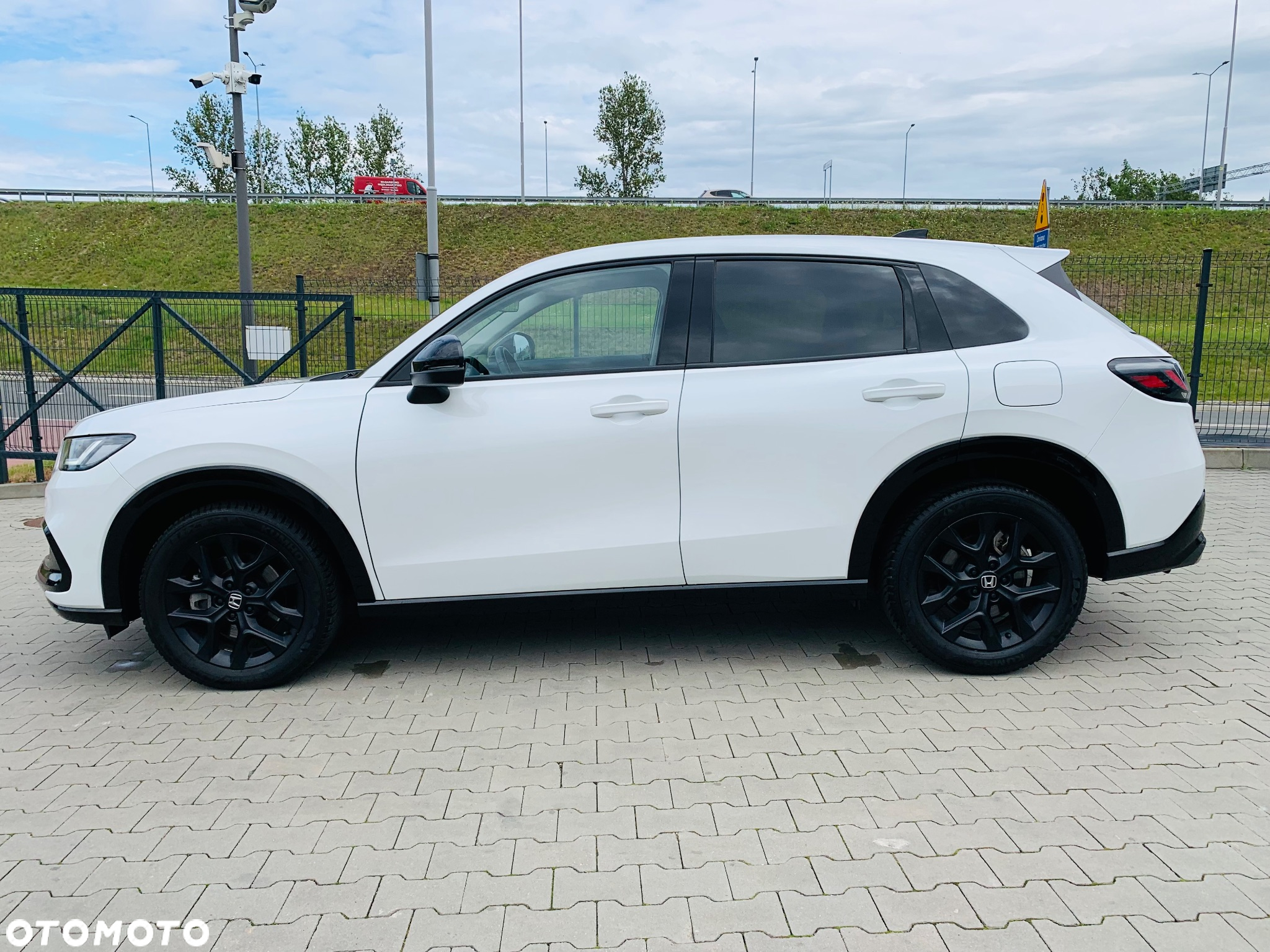 Honda ZR-V 2.0 i-MMD HEV Sport BSI/CTM 2WD CVT - 13