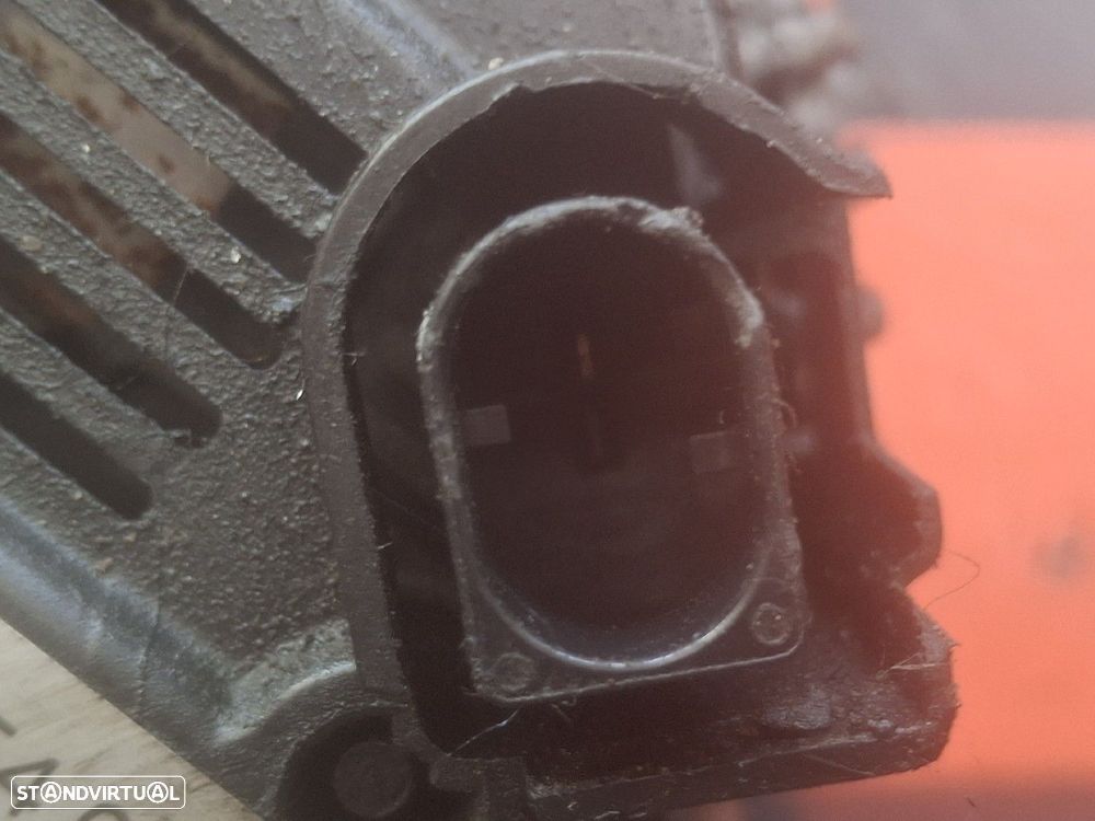 Alternador Mercedes-Benz E-Class (W212) - 4