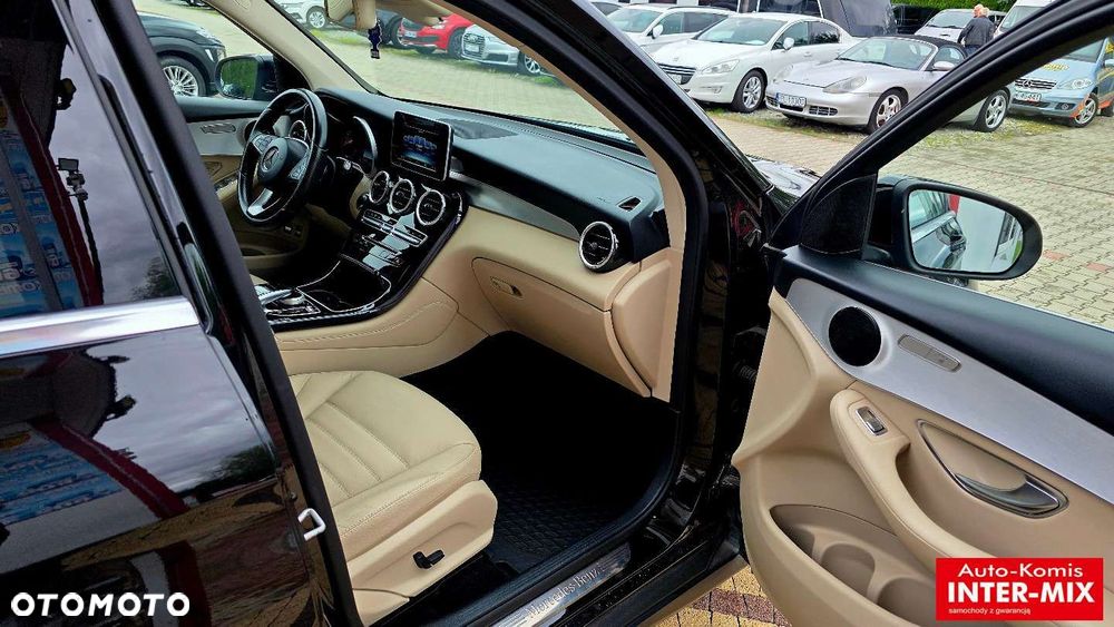 Mercedes-Benz GLC - 34