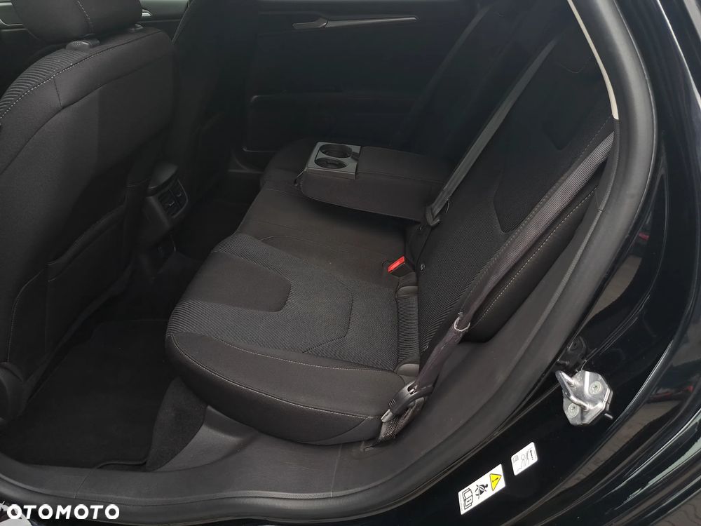 Ford Mondeo 2.0 TDCi Titanium PowerShift - 16