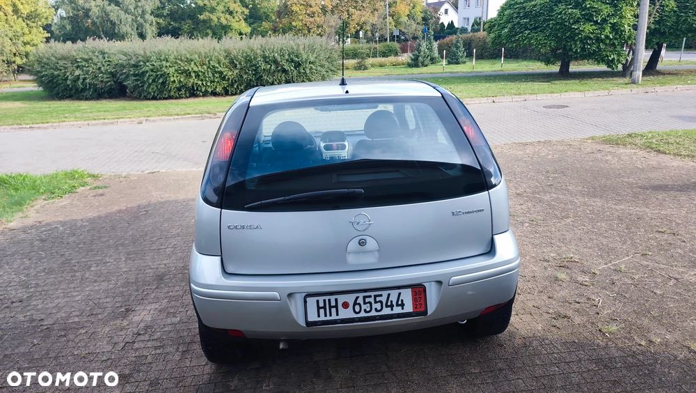 Opel Corsa 1.2 16V Essentia EasyTronic - 38