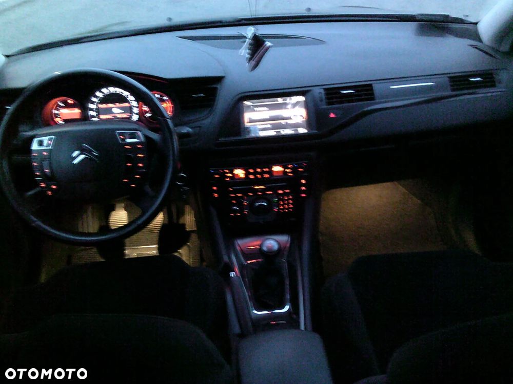 Citroën C5 1.6 HDi Attraction - 15