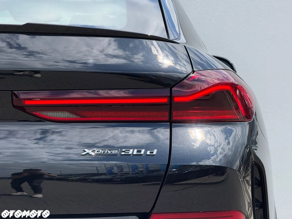 BMW X6 xDrive30d - 13