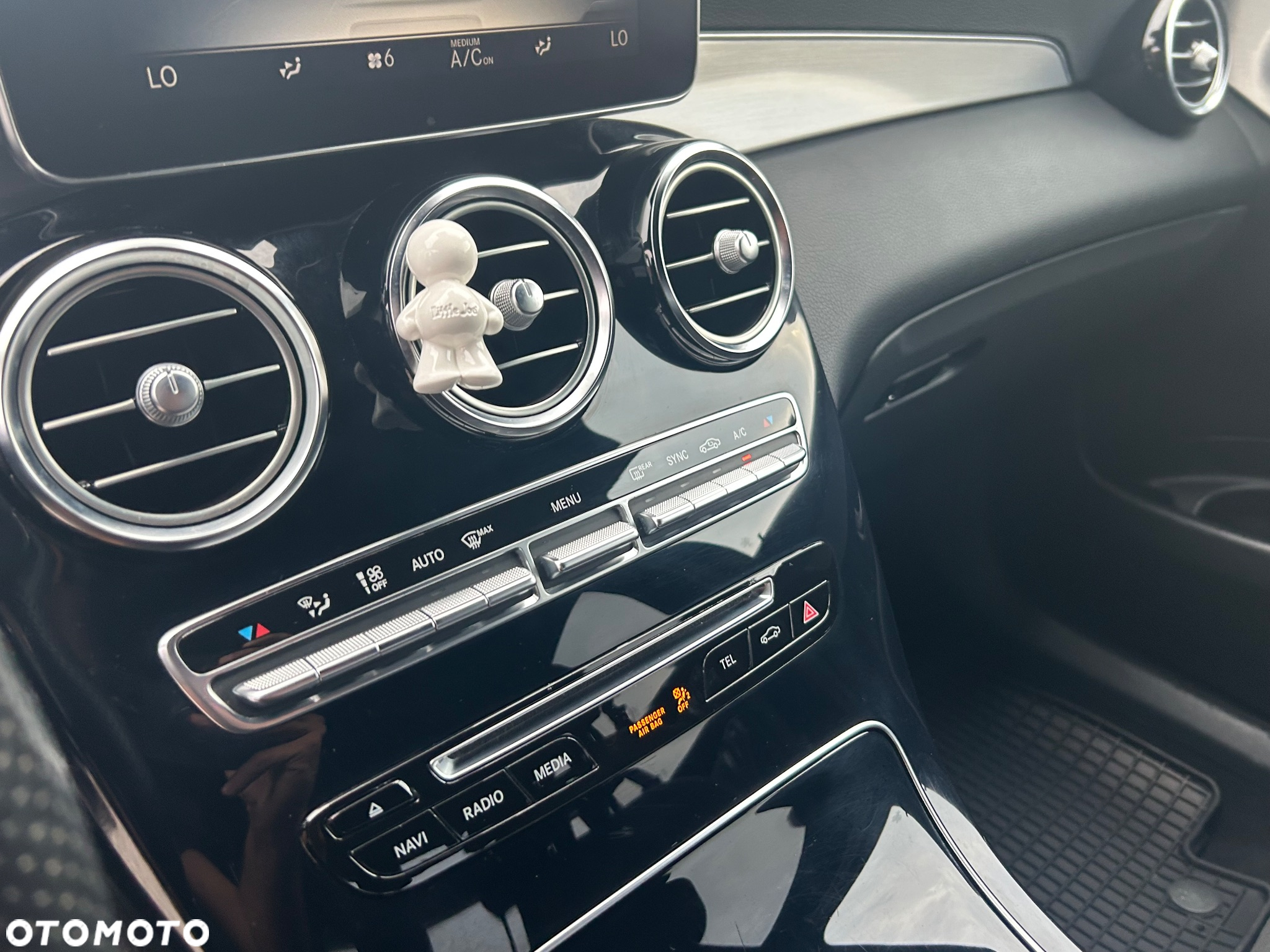 Mercedes-Benz GLC 350 d 4Matic 9G-TRONIC AMG Line - 13
