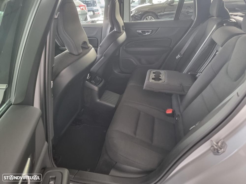 Volvo V60 2.0 T6 AWD TE Inscription Expression - 18