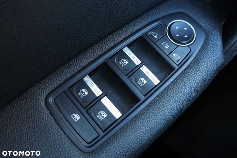 Renault Captur 1.0 TCe Intens - 20