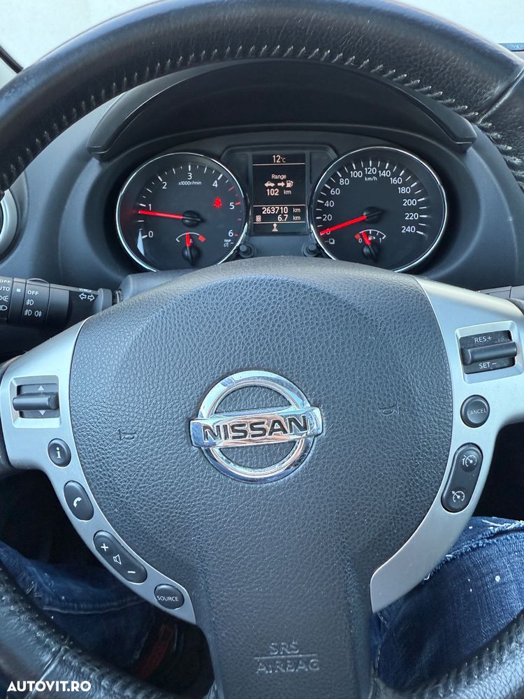 Nissan Qashqai+2 1.6 dCi DPF Start/Stop acenta - 17