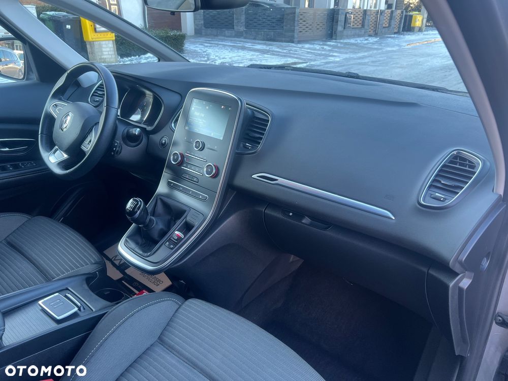 Renault Scenic Energy TCe 130 S&S Xmod Bose Edition - 21