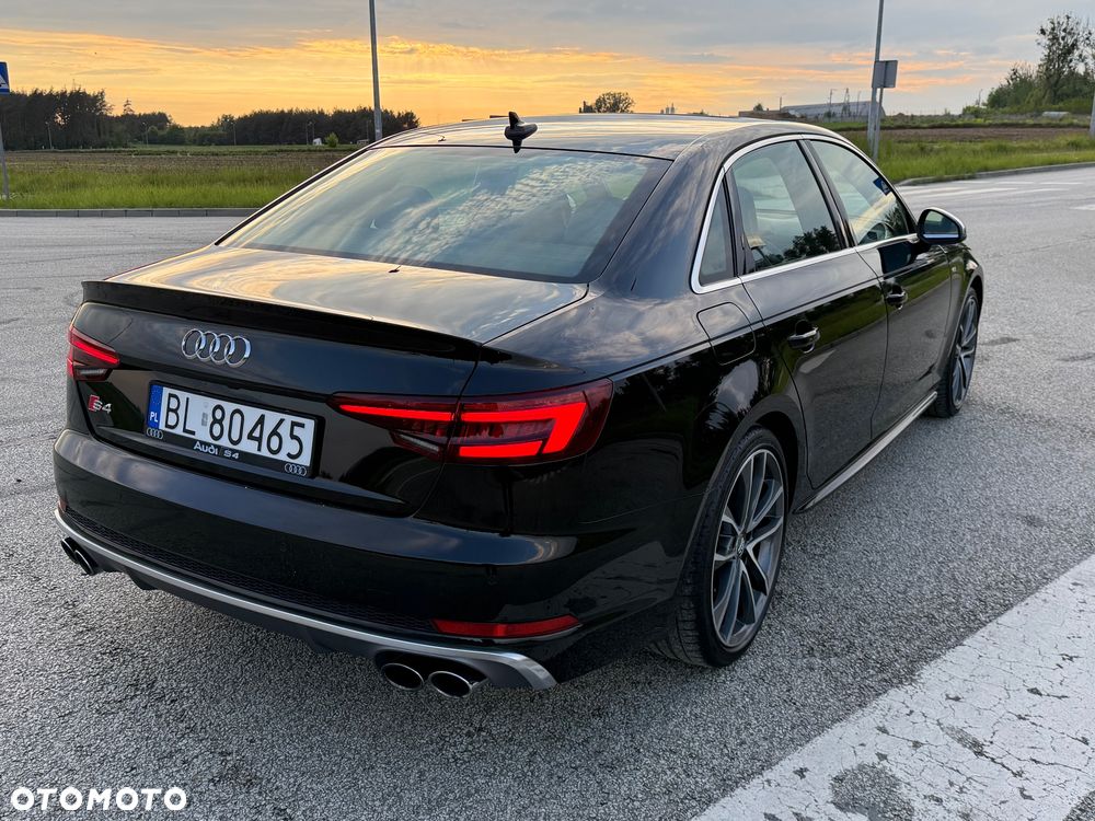 Audi S4 Limousine - 8