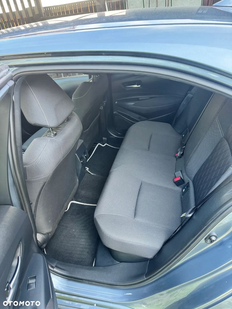 Toyota Corolla - 8