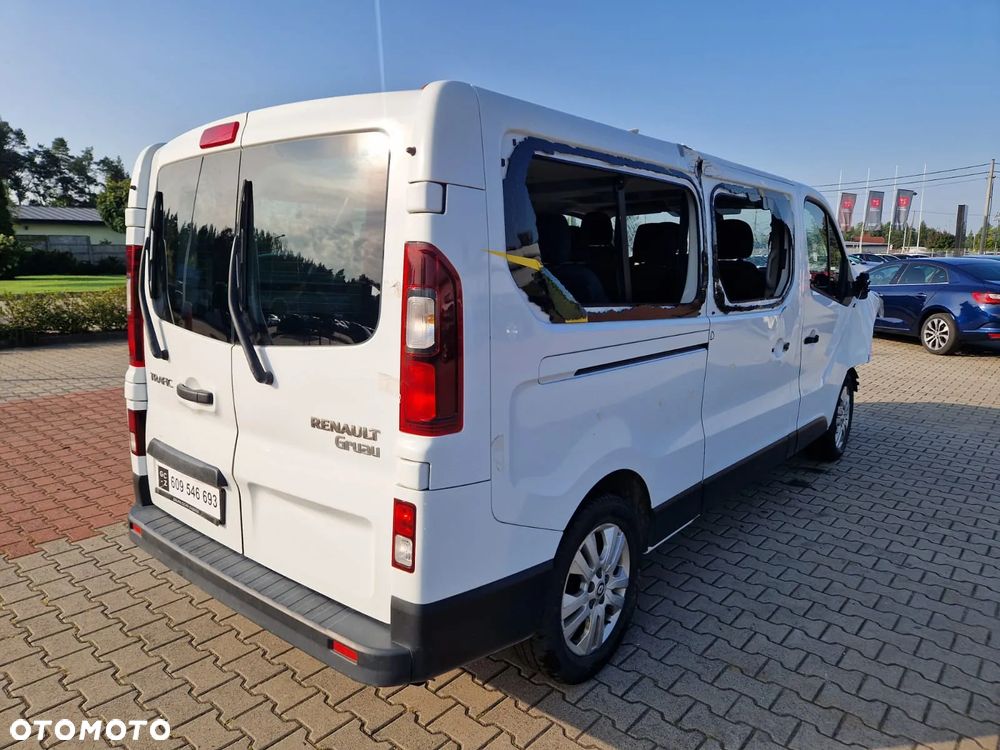 Renault Trafic SpaceClass 2.0 dCi EDC - 3
