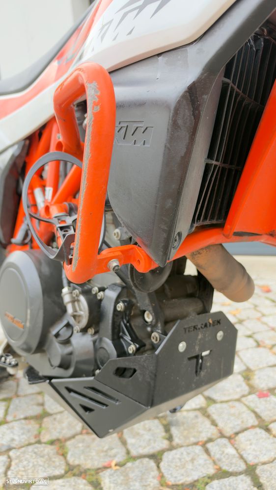 KTM 690 Enduro R Rally - 8