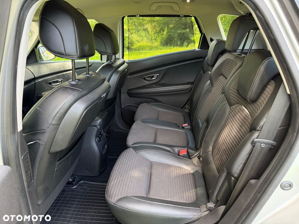 Renault Scenic - 10