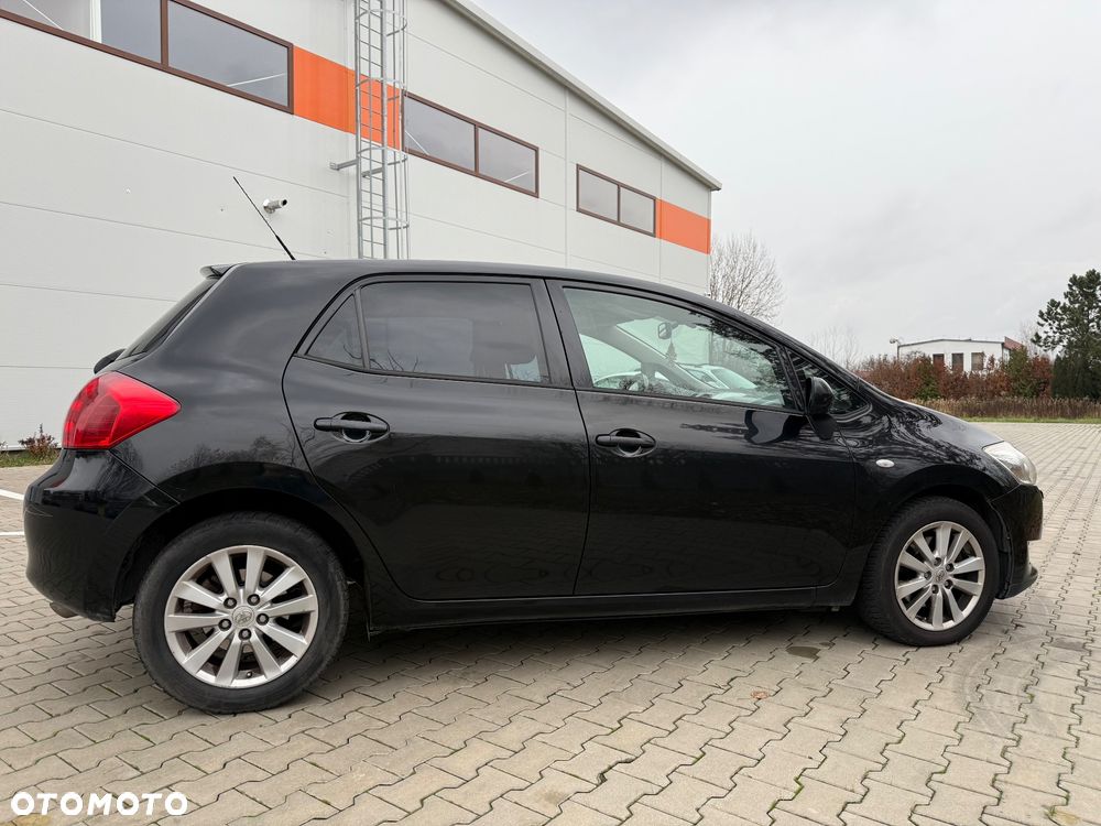 Toyota Auris 2.0 D-4D Luna - 8