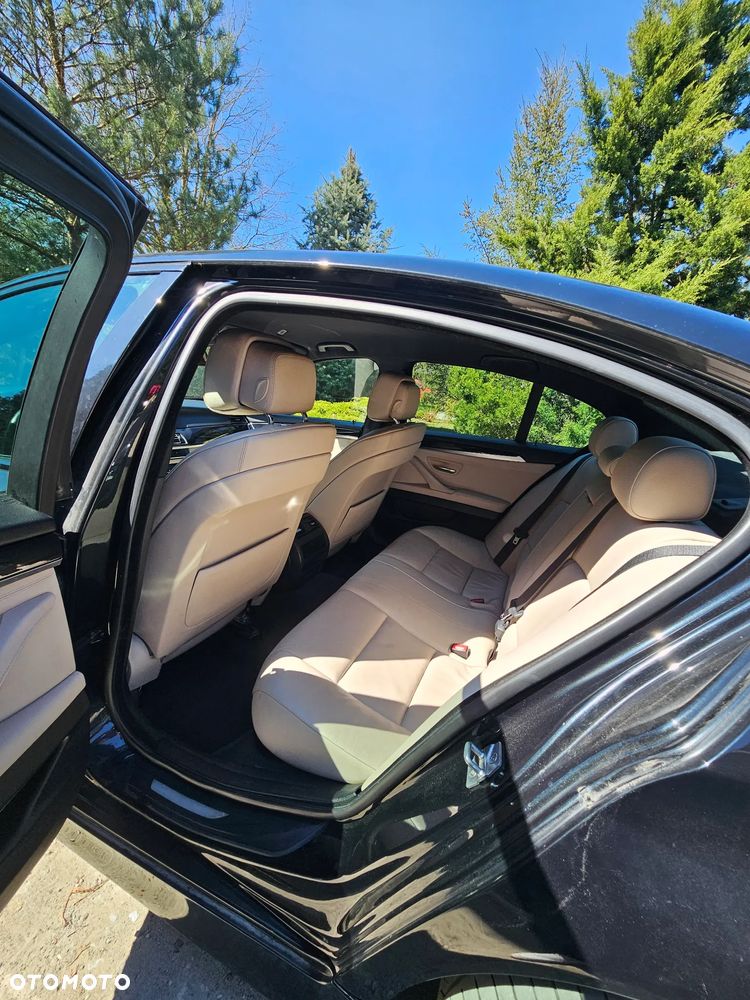 BMW Seria 5 ver-530d - 13
