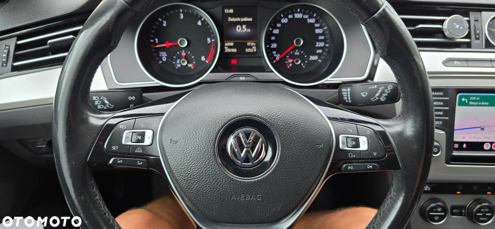Volkswagen Passat 1.6 TDI BMT Comfortline - 5