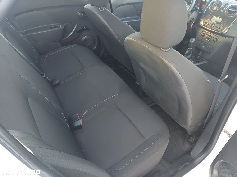 Dacia Logan 1.5 Blue dCi Laureate - 11