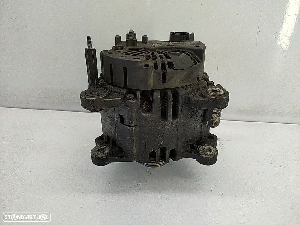 Alternador Volkswagen Passat Variant (3C5) - 1