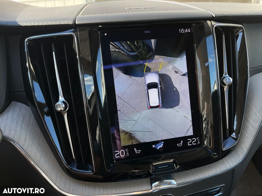 Volvo XC 60 Recharge T8 Twin Engine eAWD Inscription - 15