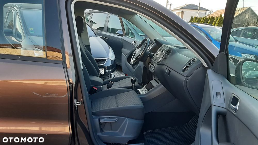 Volkswagen Tiguan - 19