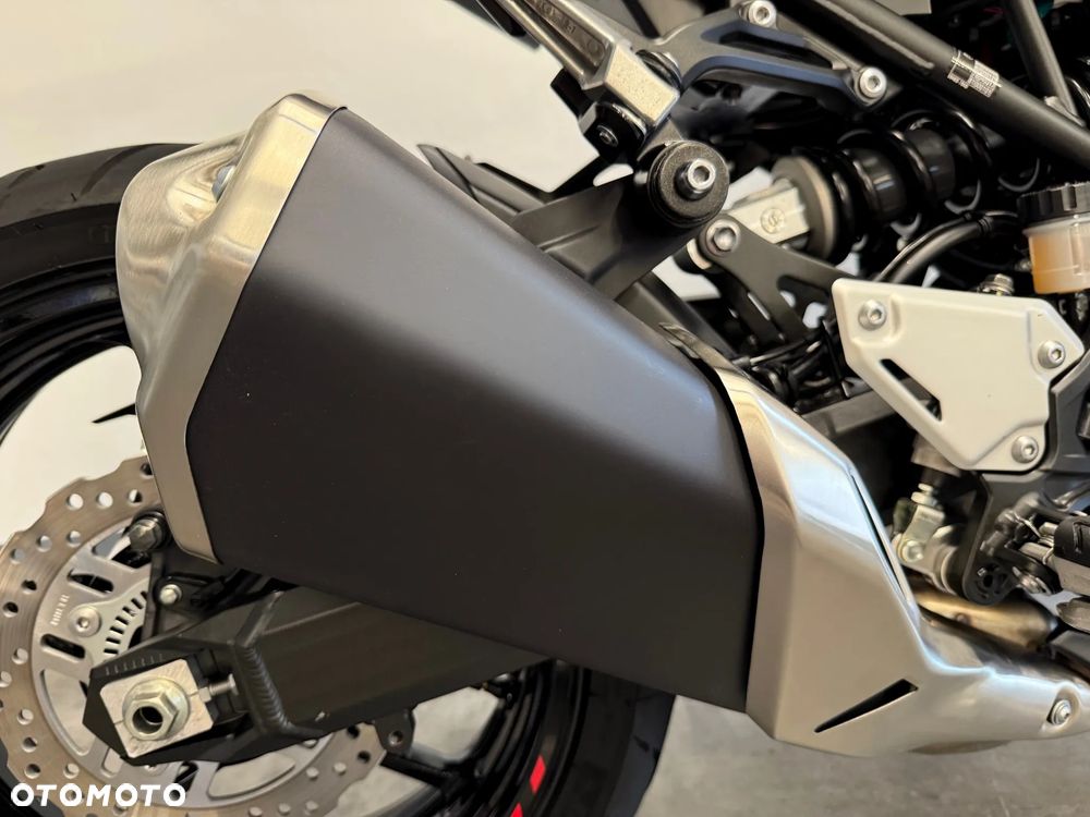Kawasaki Z 900 - 20