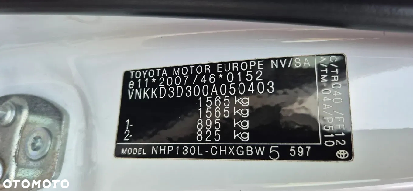 Toyota Yaris Hybrid 1.5 VVT-i Comfort - 11