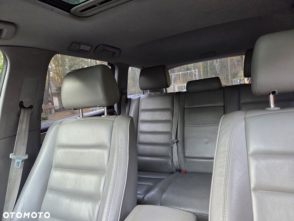 Volkswagen Touareg 5.0 V10 TDI Automatik - 12