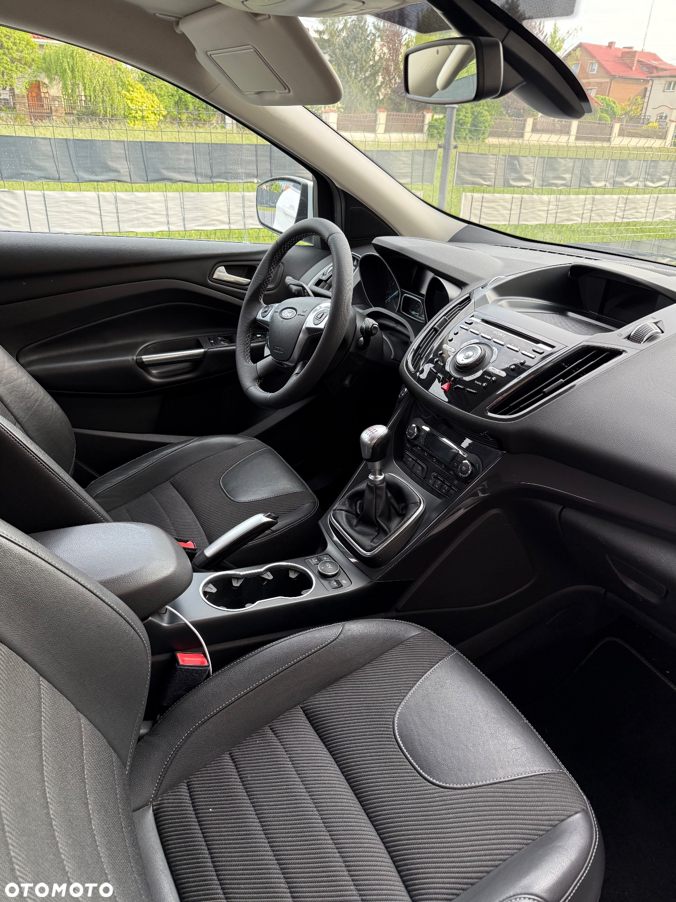 Ford Kuga 1.6 EcoBoost 2x4 Individual - 11