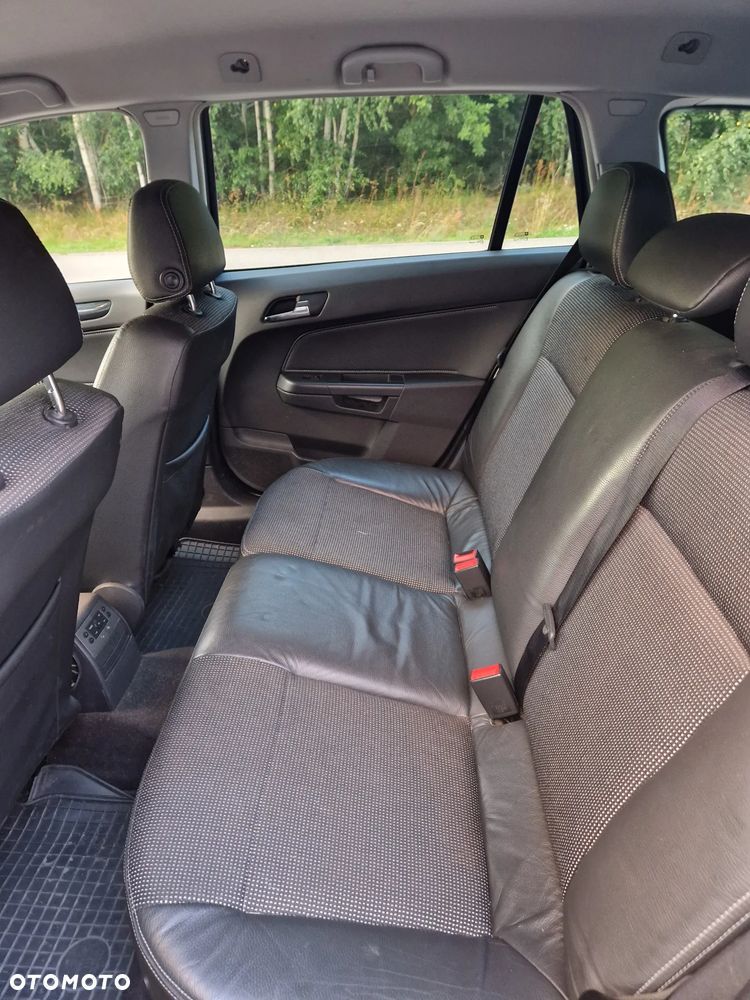 Opel Astra 1.6 Cosmo - 9