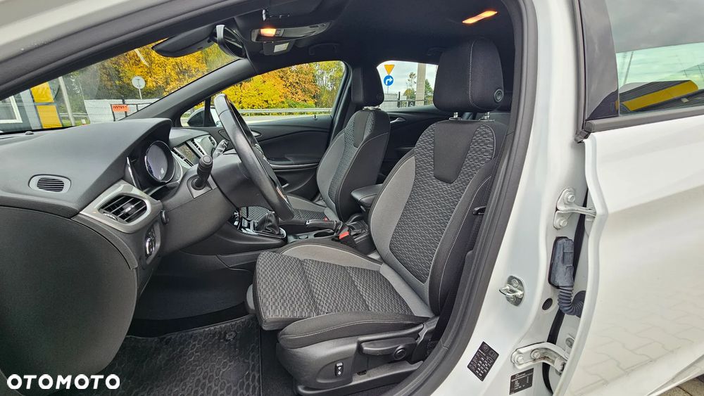 Opel Astra V 1.2 T GS Line S&S - 7