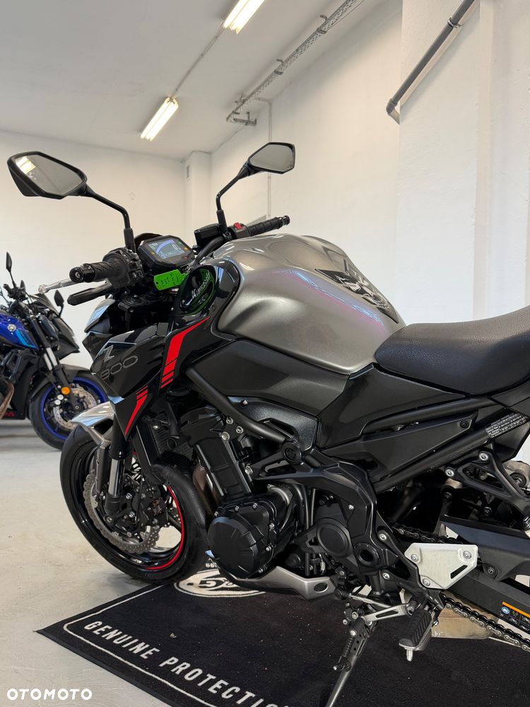 Kawasaki Z 900 - 8