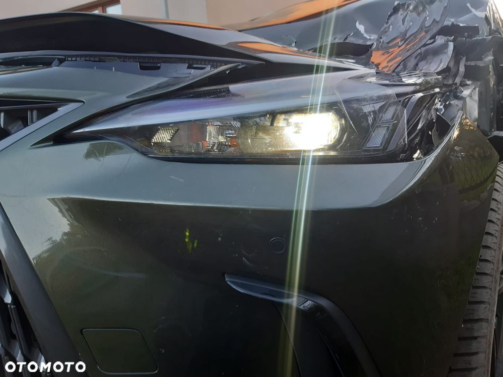 Lexus NX 350h - 26