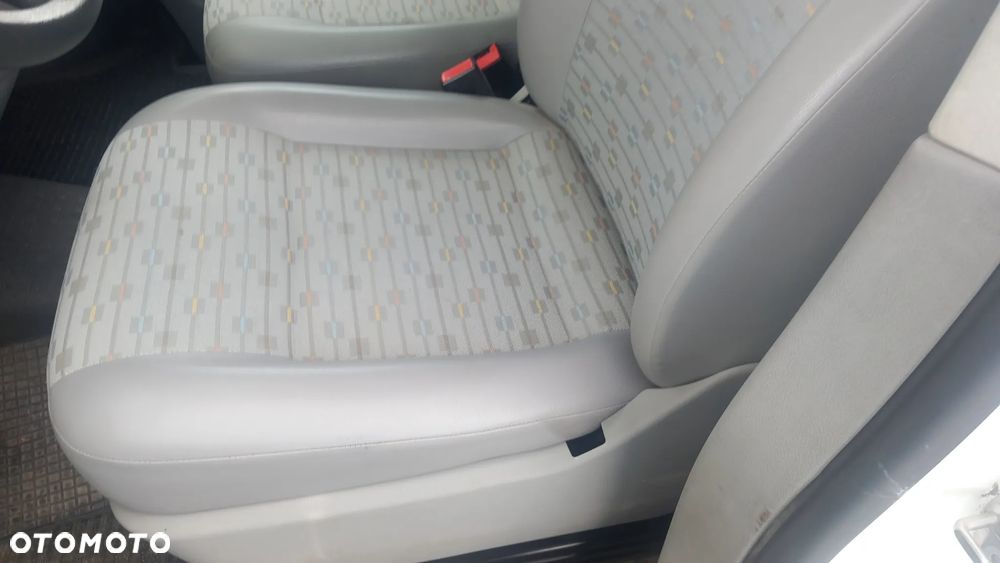 Volkswagen Transporter - 19